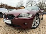 BMW Z4 2.2i Automatik*Navi*SitzHz.*Klima*Leder - rote BMW Z-Reihe