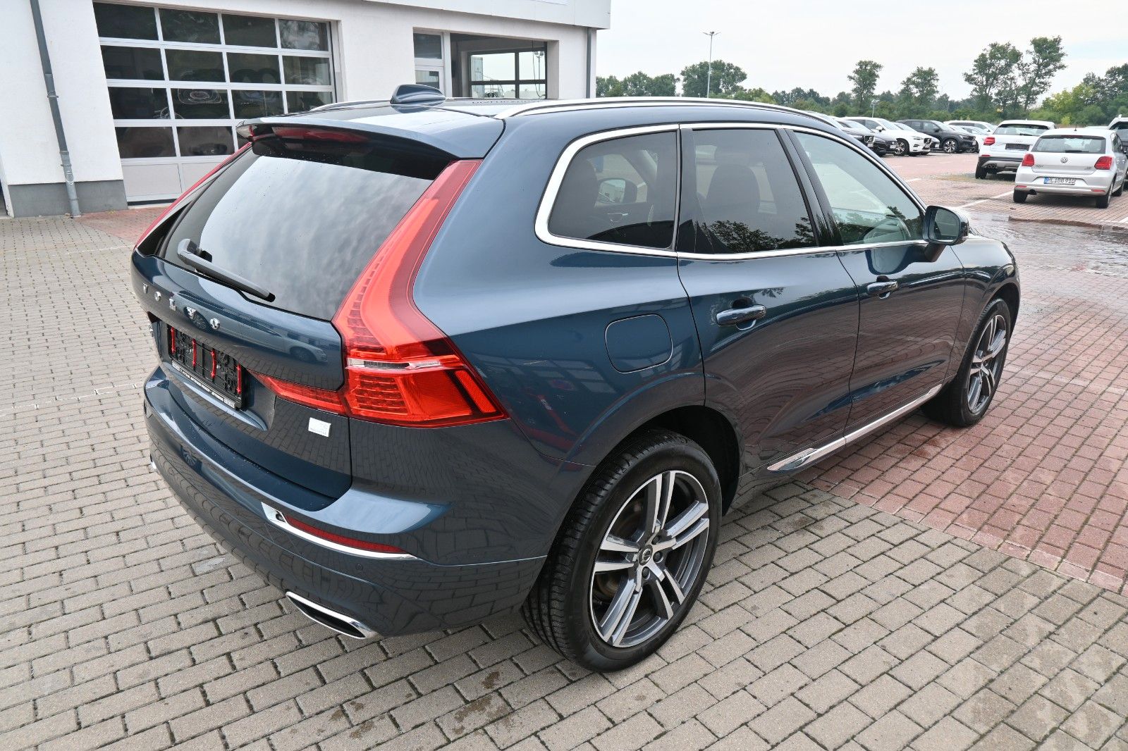 Fahrzeugabbildung Volvo XC 60 Inscript. T8 PHEV AWD*HUD*Massage*Luft*AHK