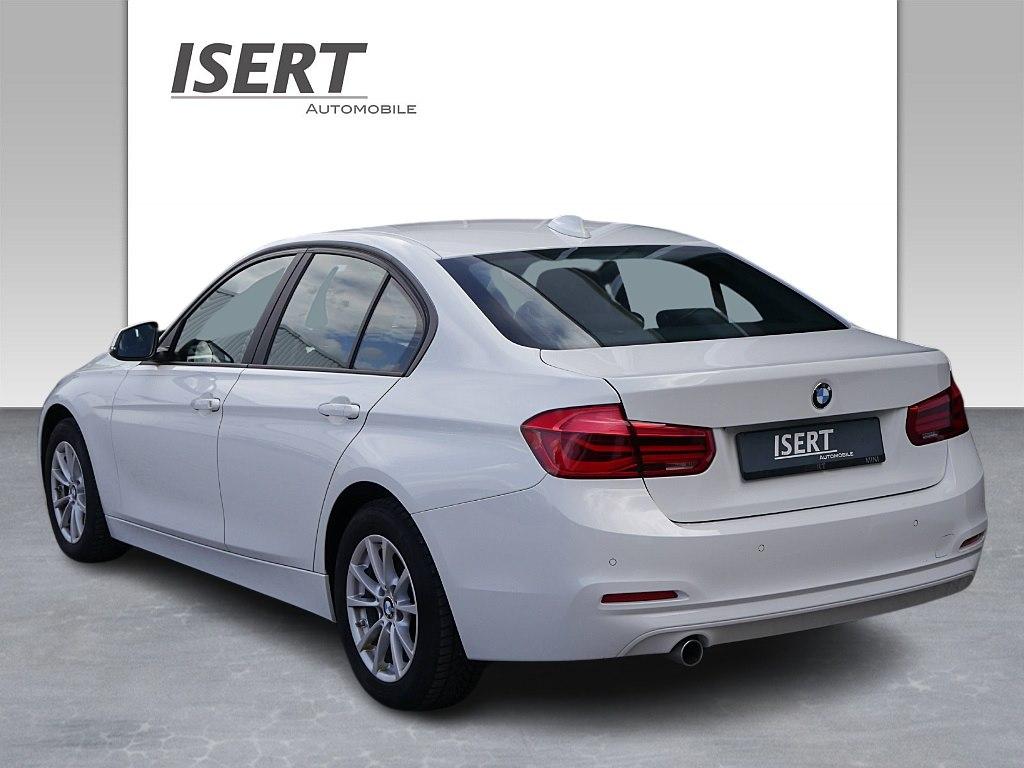 BMW 318d xDrive Lim. Advantage+LED+PDC+SHZ+SPORTSITZ
