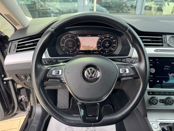 Volkswagen Passat Variant - 12