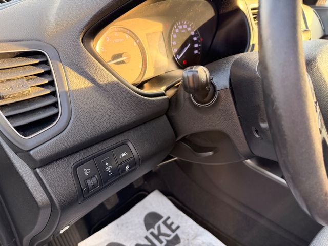 Hyundai i20 1.2 blue YES!