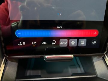 Ford Explorer Select RWD