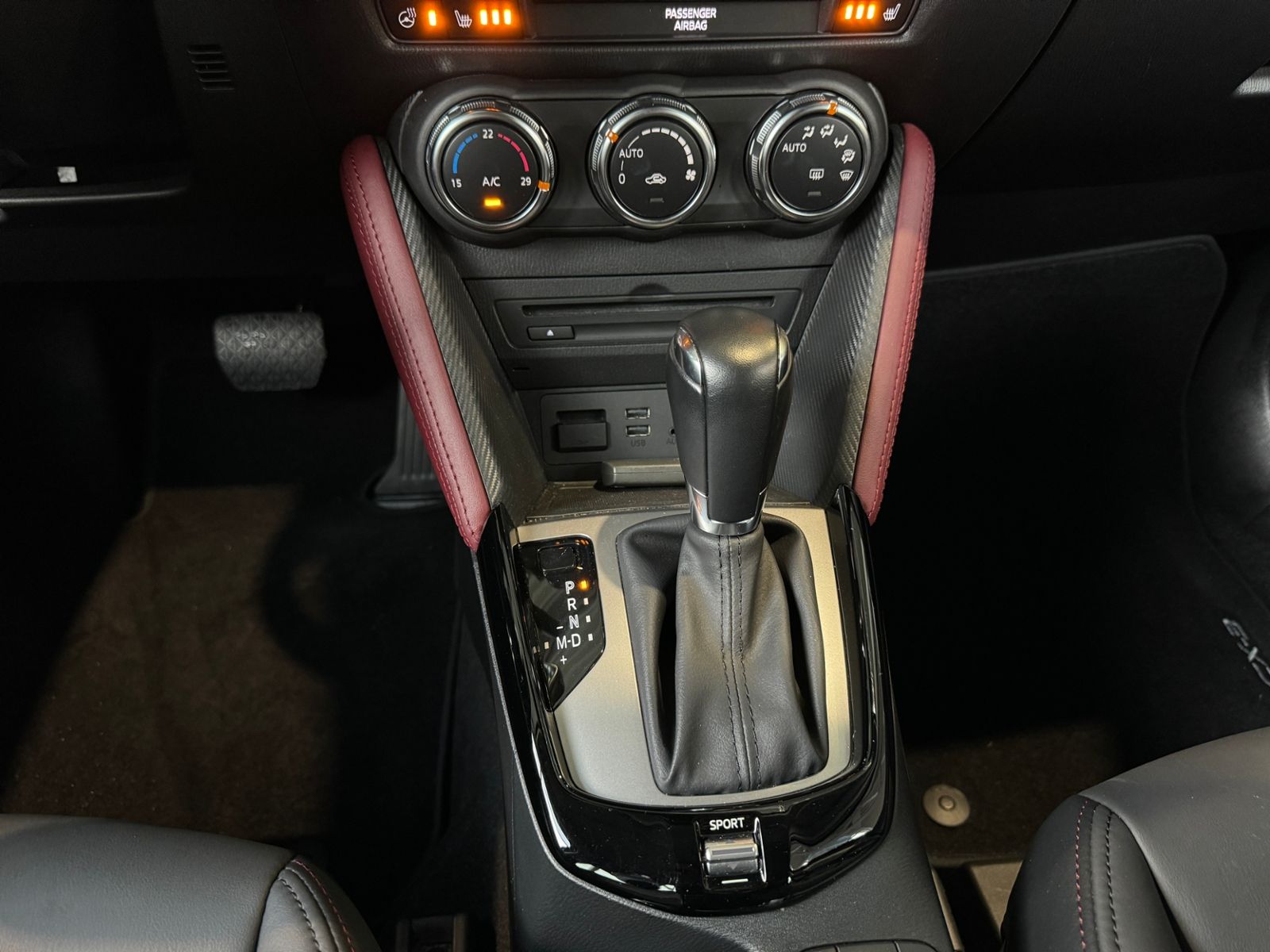 Fahrzeugabbildung Mazda CX-3 Sports-Line AWD LED NAVI RFK
