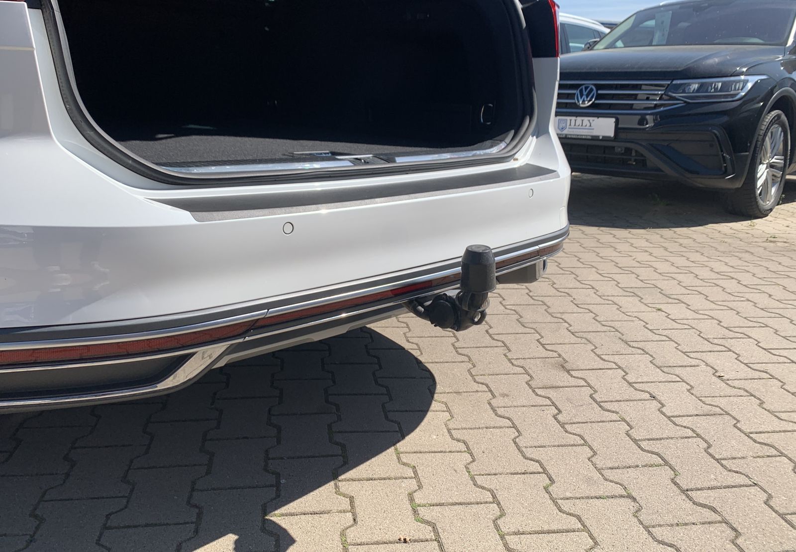 Fahrzeugabbildung Volkswagen Passat Alltrack 2.0 TDI*4Motion*Leder*AHK*Pano*