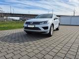 Volkswagen Touareg 3.0 V6 TDI SCR Tiptronic BMT BlueMot... - VW Touareg in Mannheim