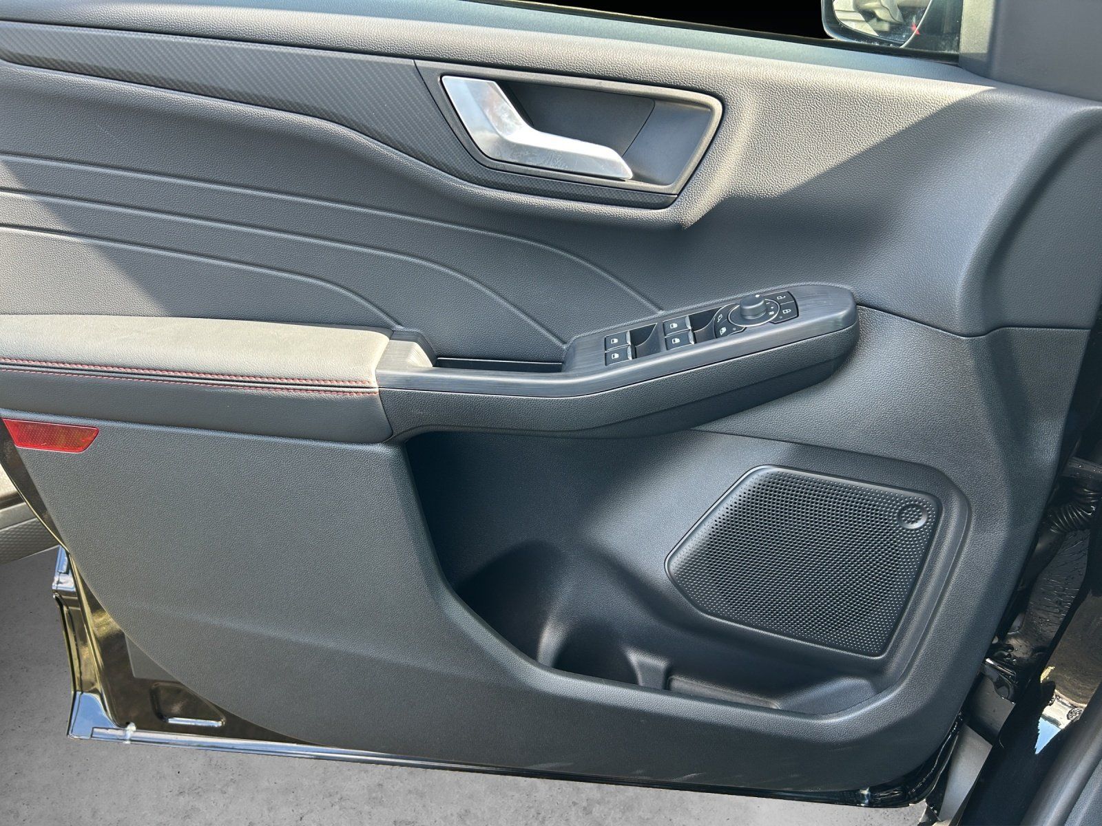 Fahrzeugabbildung Ford Ford Kuga ST-Line Automatik,FGS 3.-5 Jahr