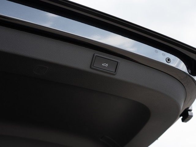 Karoq 2.0 TDI Sportline DSG AHK+MATRIX+RFK+NAVI