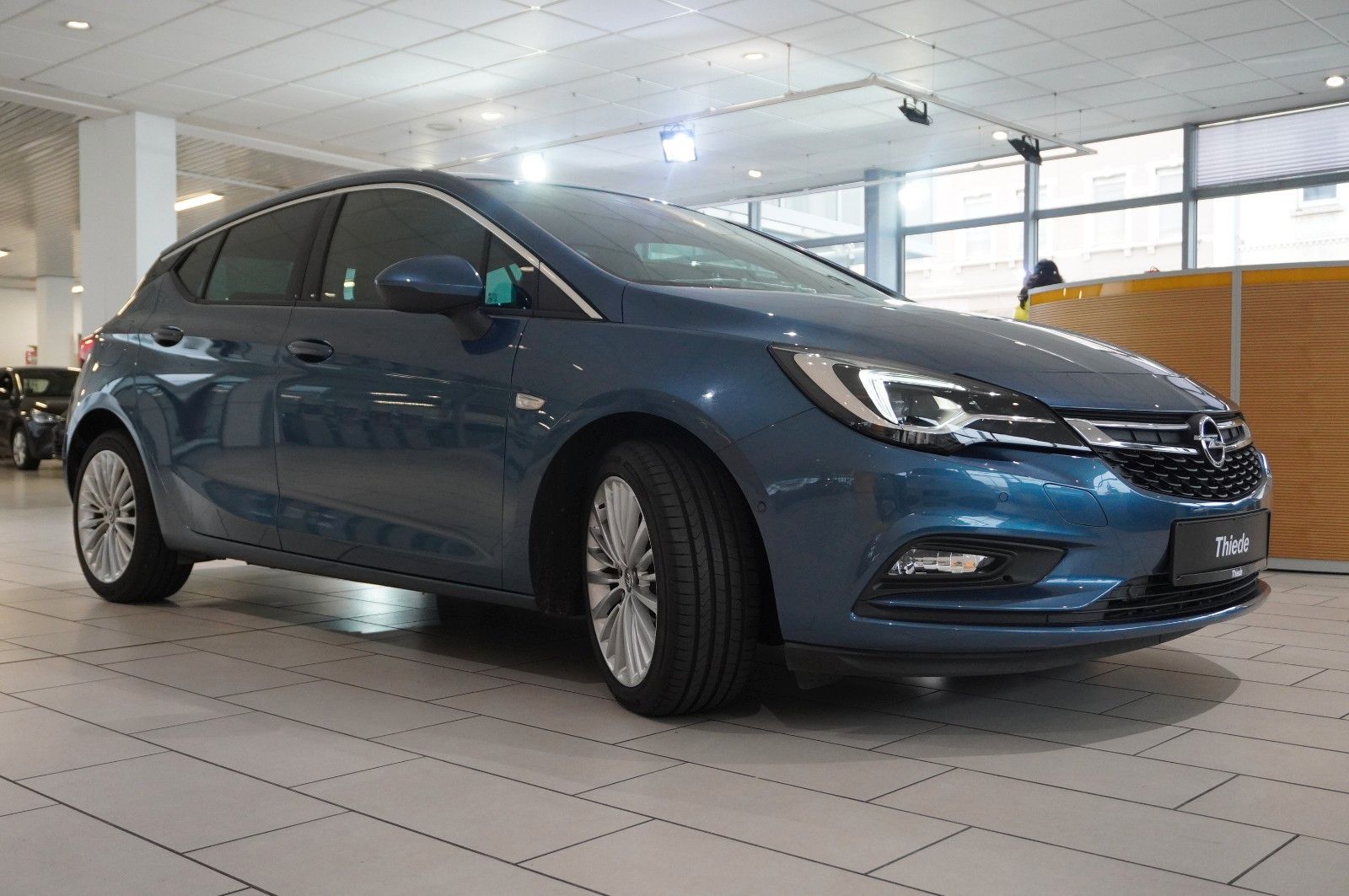 Fahrzeugabbildung Opel Astra K Lim. 1.6D INNOV. NAVI/LED/KAMERA/SPORT