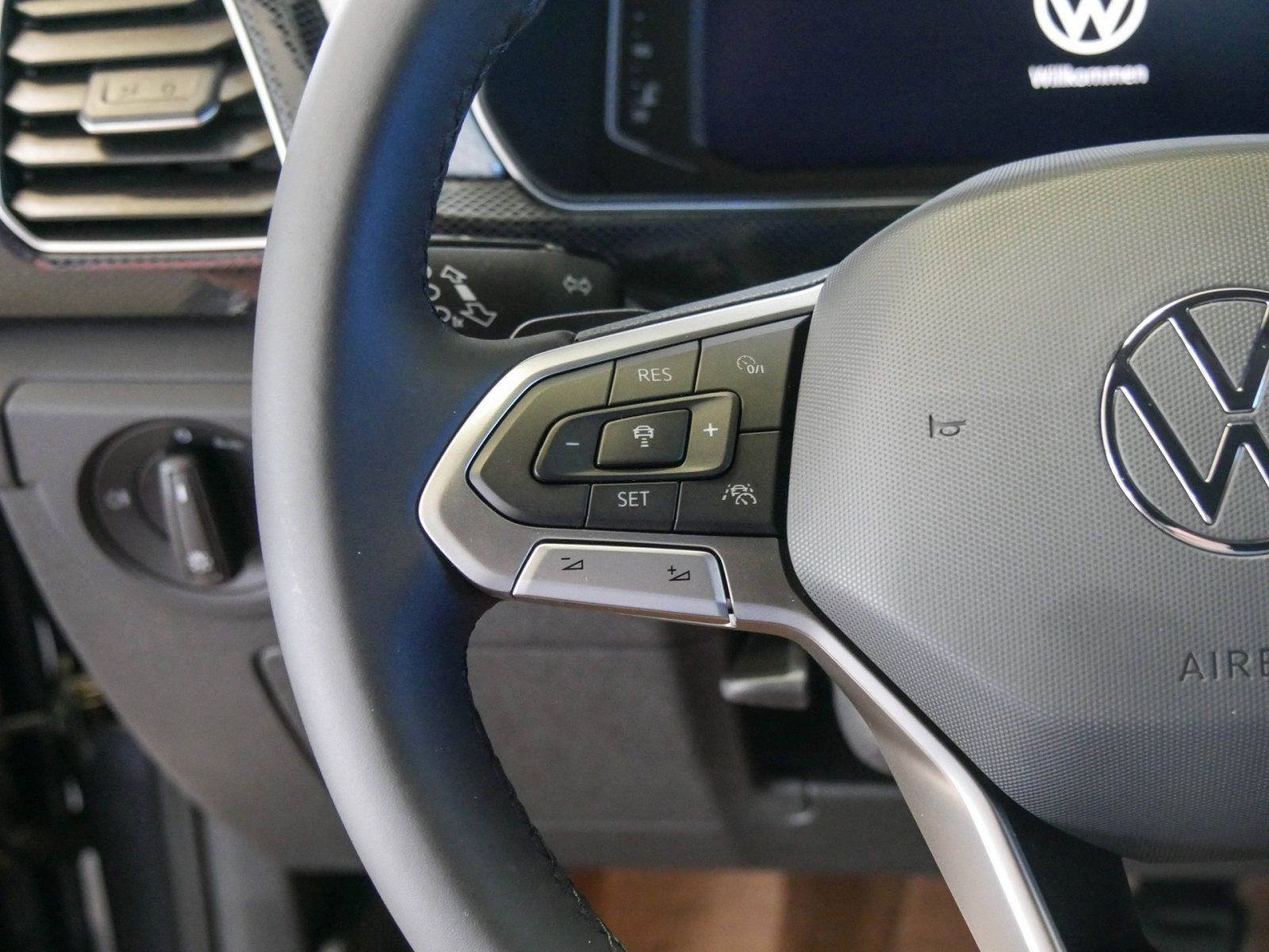 Volkswagen T-Cross - Bild 14
