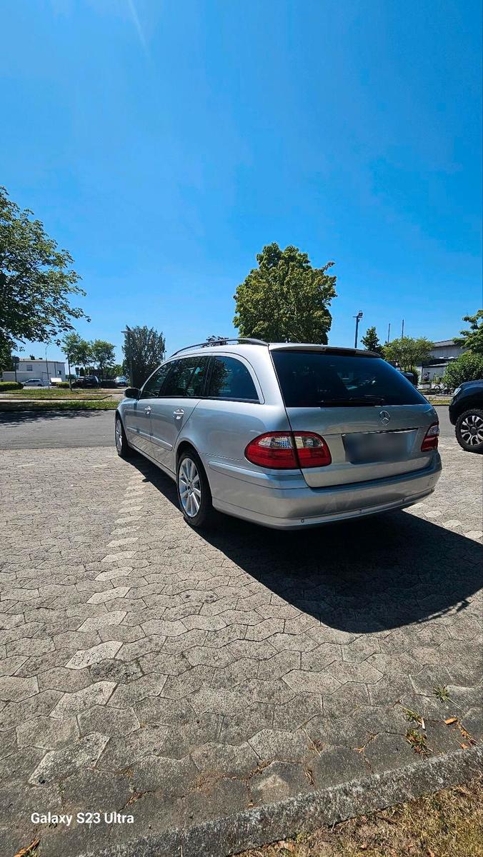 Mercedes-Benz 220 2005 — двигун 150 HP (110kW)