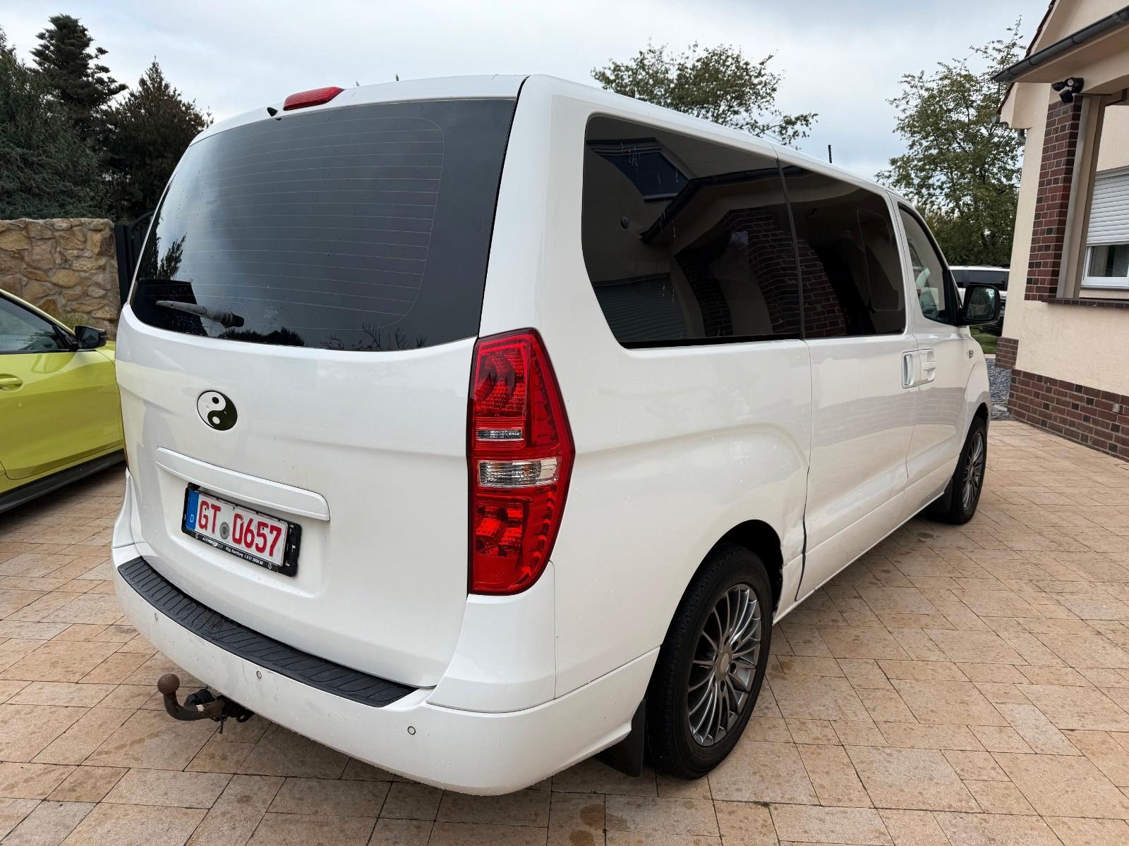 Hyundai H-1 Travel Premium+Leder+Navi+SHZ+AHK
