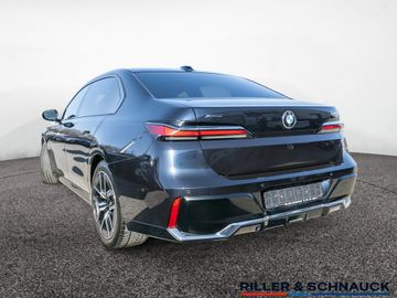 BMW 740 - 4