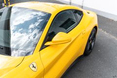 Fahrzeugabbildung Ferrari F12 Berlinetta Giallo Modena *MwSt./Scheckheft*