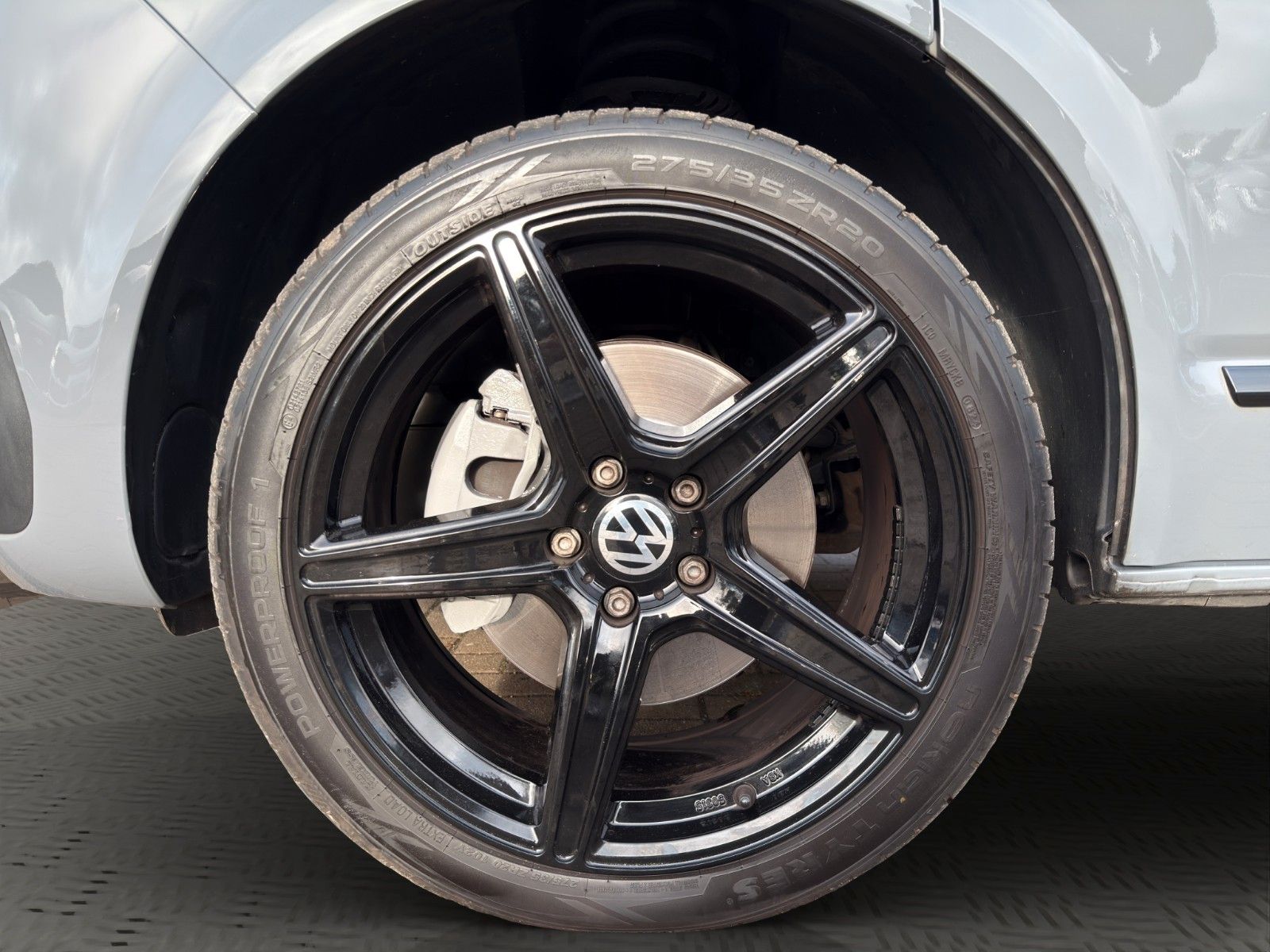 Fahrzeugabbildung Volkswagen T6.1 Multivan Gen.6 *AHK*Dig.Cok*ACC*Carplay*LED