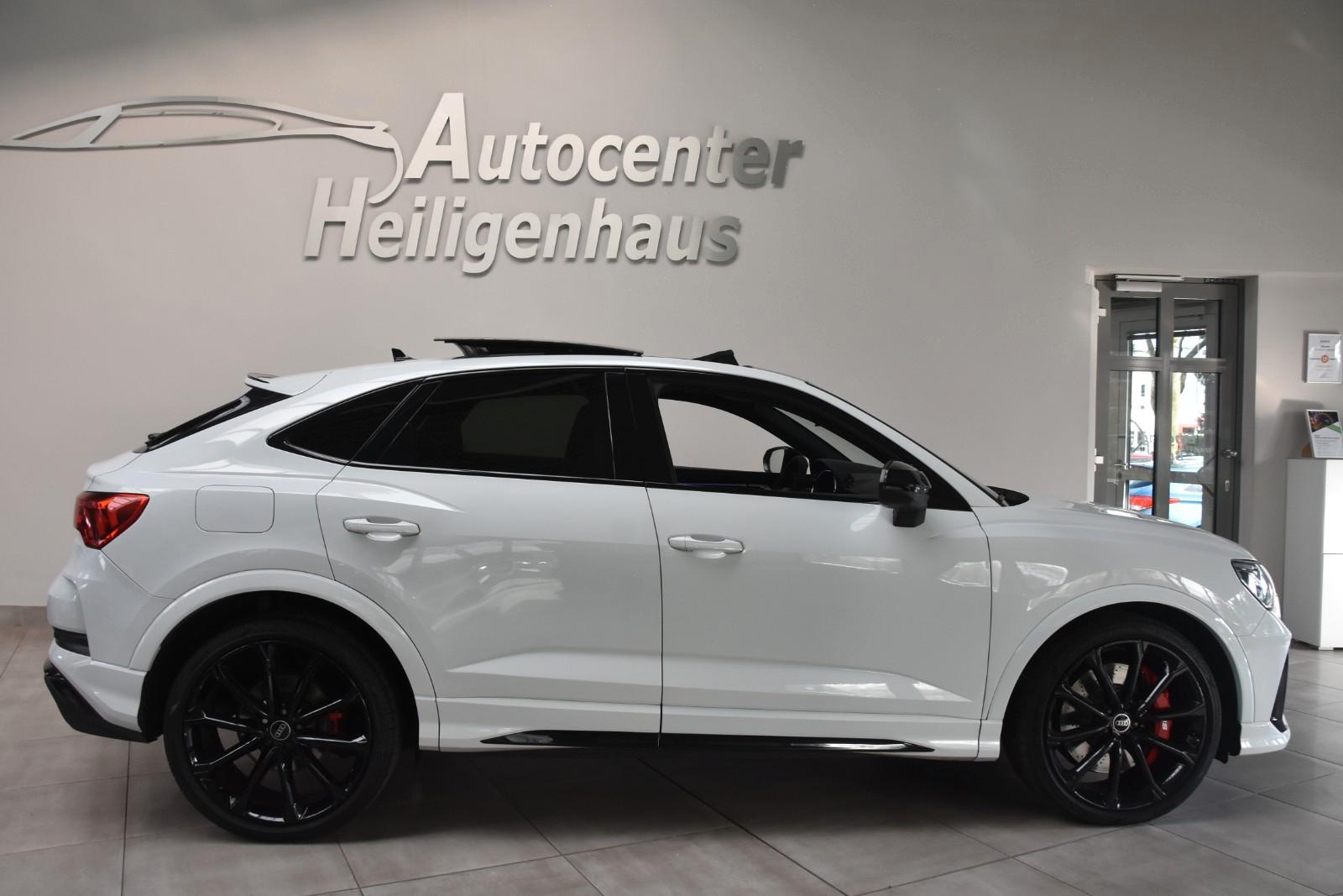 Audi RSQ3 Sportback Matrix-LED 360°Kamera Pano AHK