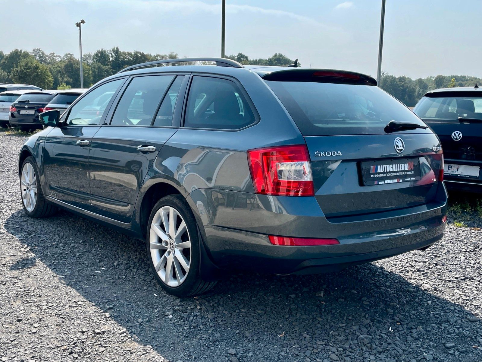 Fahrzeugabbildung SKODA Octavia Combi Joy 1.4 TSI Klima Tempomat Sitzhzg