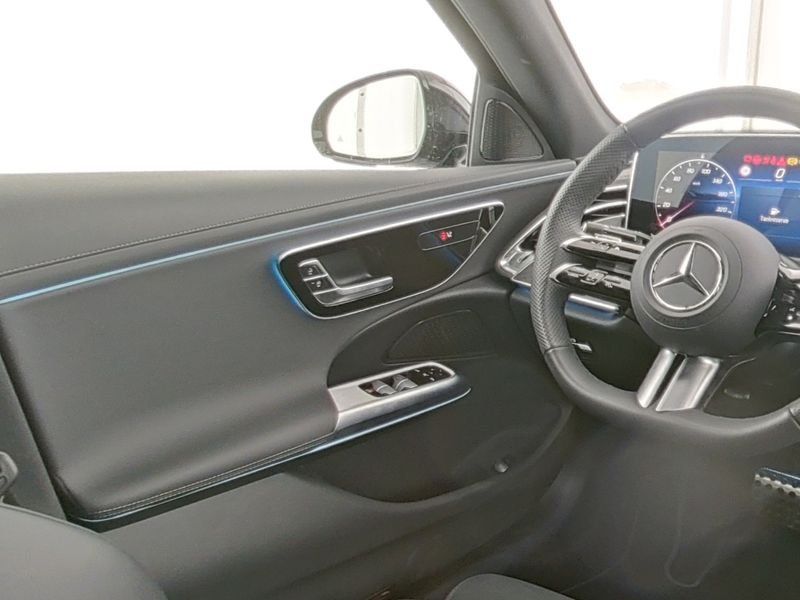 Fahrzeugabbildung Mercedes-Benz E 200 AMG Advanced*Towinkel*Night*Kamera*LED*19"