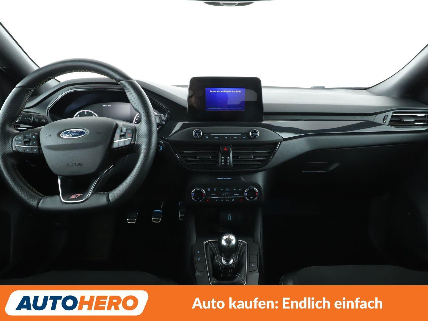 Ford Focus 2.0 TDCi EcoBlue ST*NAVI*LED*ACC*SPUR*PDC*