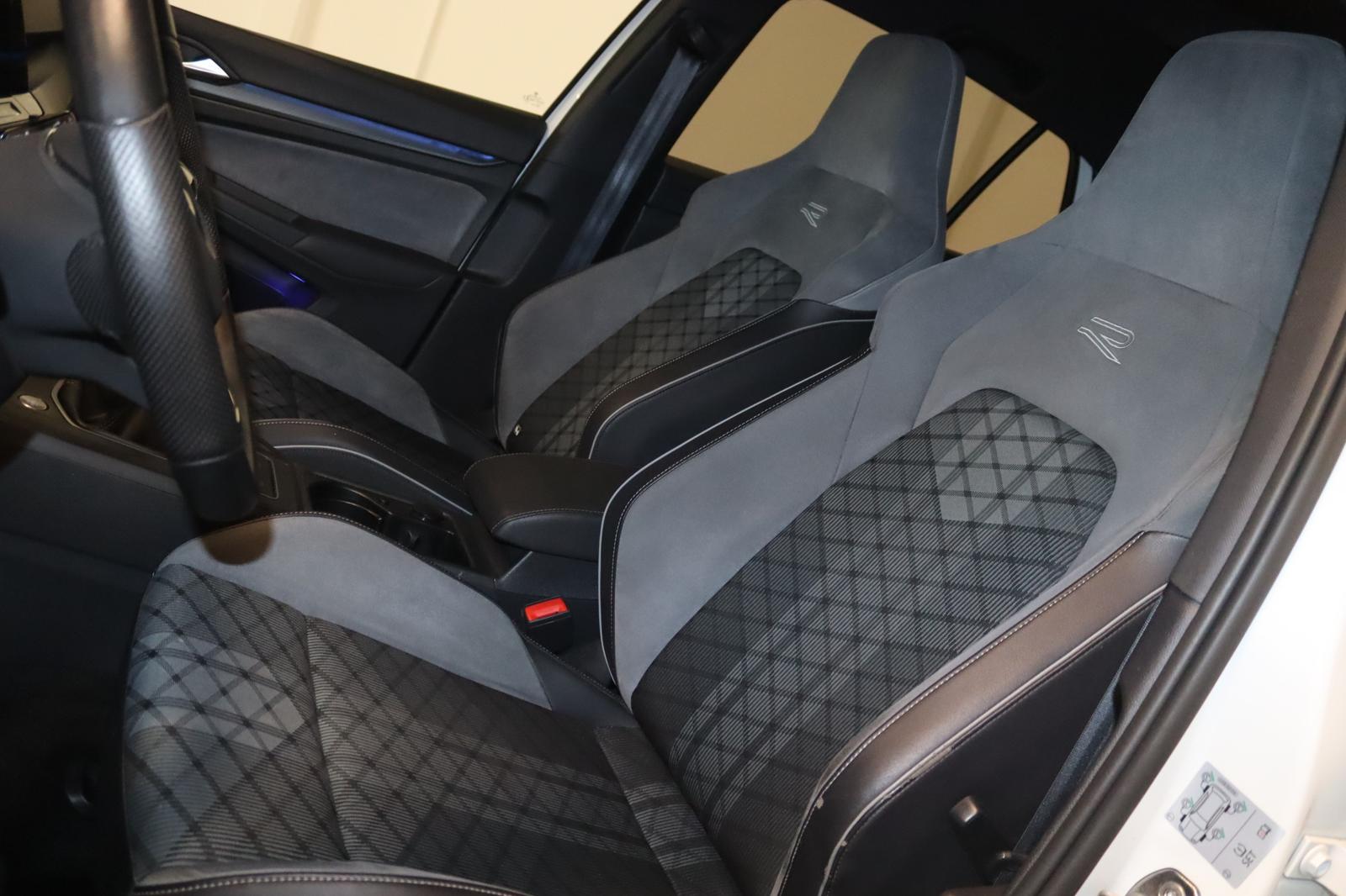 Volkswagen Golf VIII 1.5 TSI Limo R-Line-Navi-LED+-ACC-SHZ-, миниатюра 9