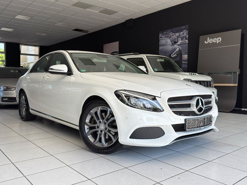 Image of Mercedes-Benz C 200
