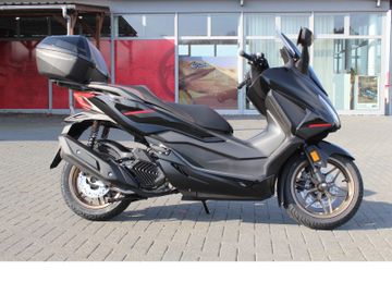 Honda Forza125 Special Edition