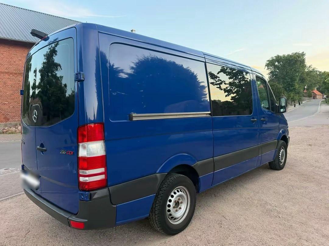 Mercedes-Benz Sprinter 2012 — engine 163 HP (120kW)