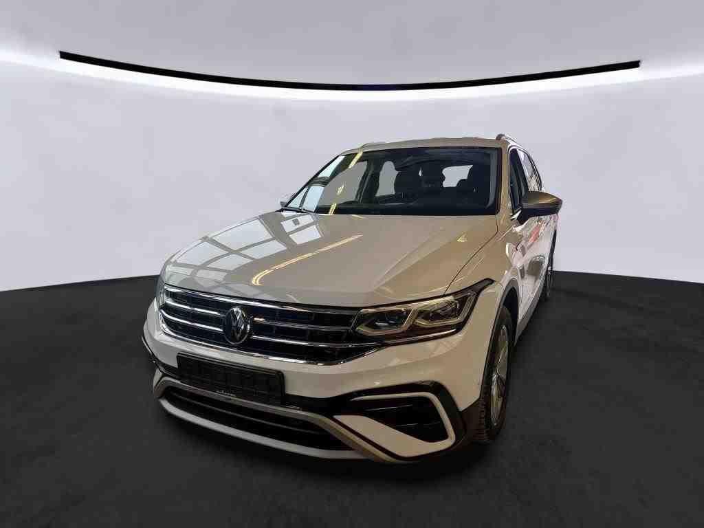 Volkswagen Tiguan 2.0 TDI 4Motion DSG Elegance AHK ACC Navi