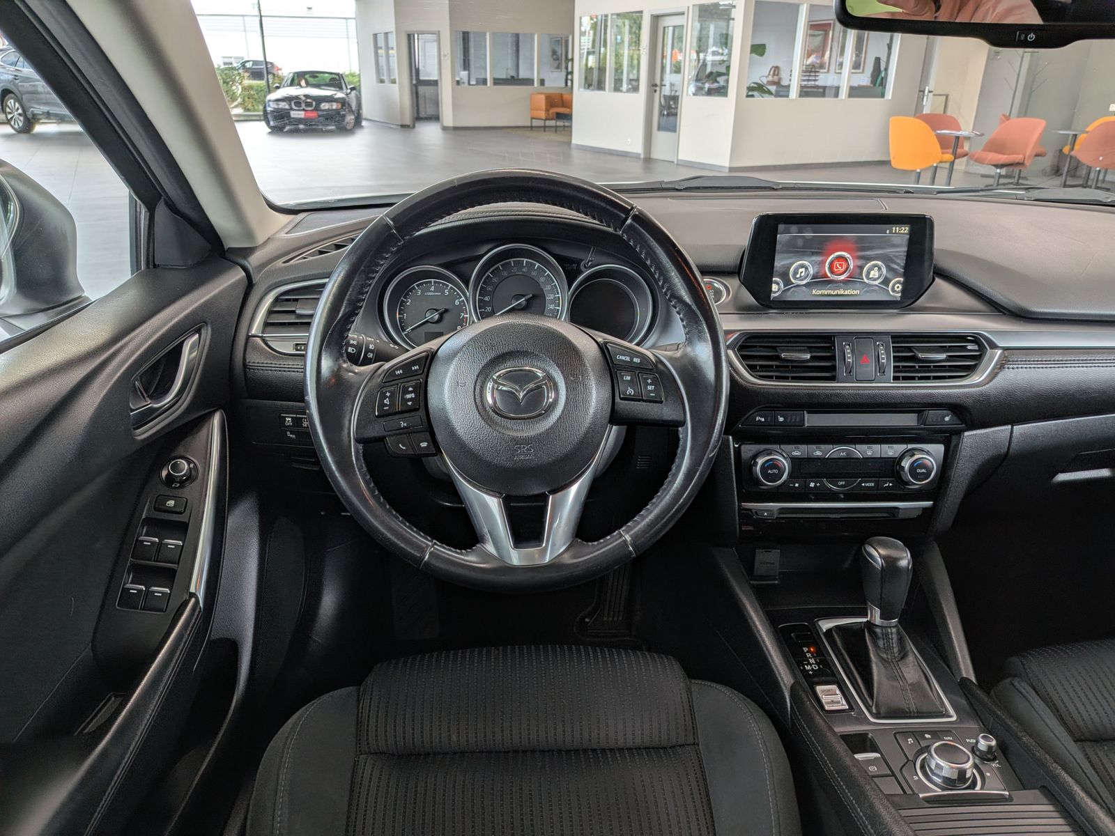 Fahrzeugabbildung Mazda 6 2.0 Aut. Exclusive-Line LED Tempomat PDC SHz