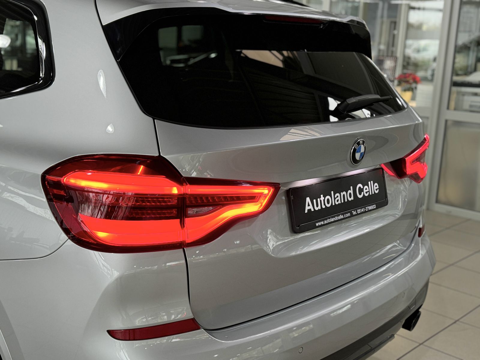 Fahrzeugabbildung BMW X3 xD20d M Sport HUD DAB HiFi Komfort AHK 21Zoll