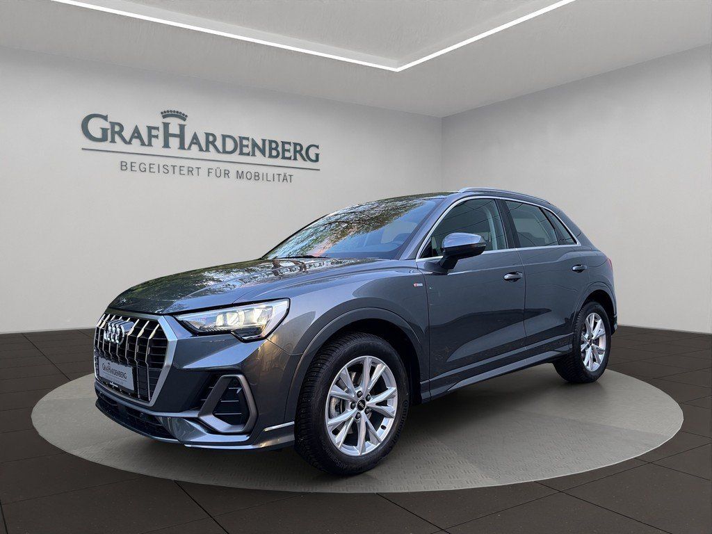 Image of Audi Q3