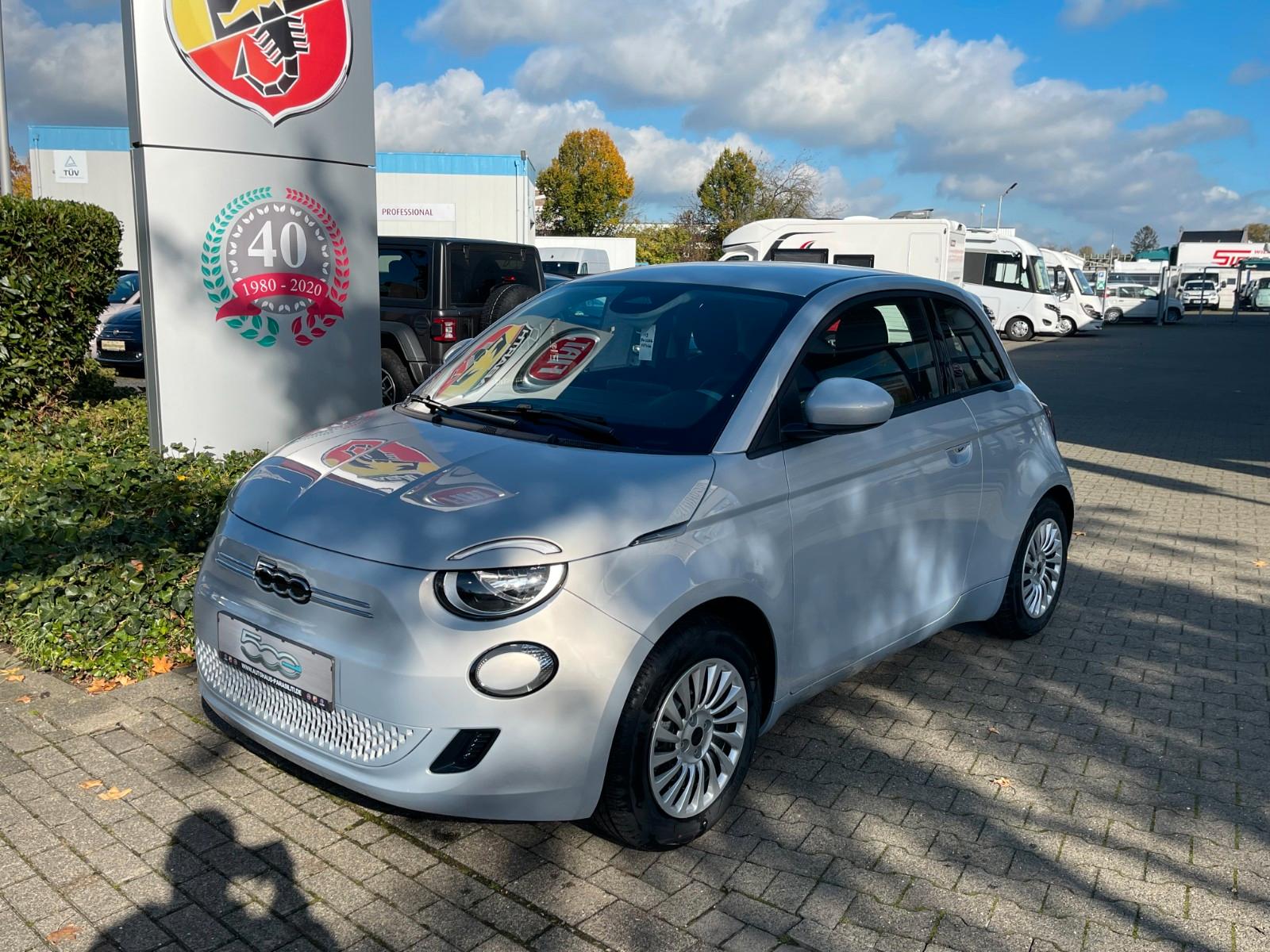 Fiat 500e 42kWh Navi  CarPlay 10,25" Infotainment