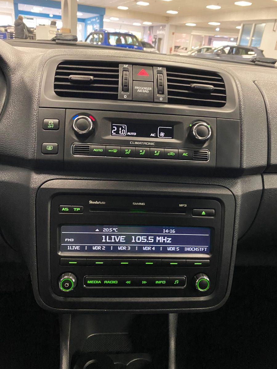 Fahrzeugabbildung SKODA Fabia 1.2l TSI 77kW Fresh+KLIMAAUTOMATIK+SHZ+PDC