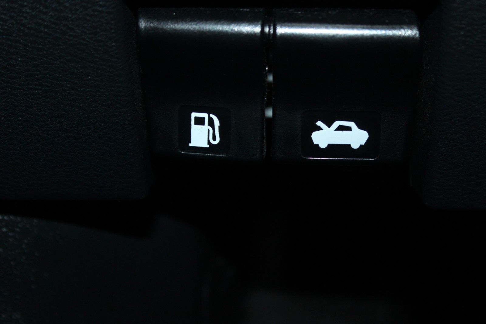 Fahrzeugabbildung Nissan Micra 1.0 5-trg KLIMA SHZ DAB Allwetter uvm.