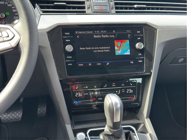 Passat Variant 2.0 TDI Business ACC FACEL. LED