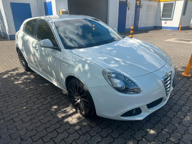 Fahrzeugabbildung Alfa Romeo Giulietta Turismo Sportiva LEDER