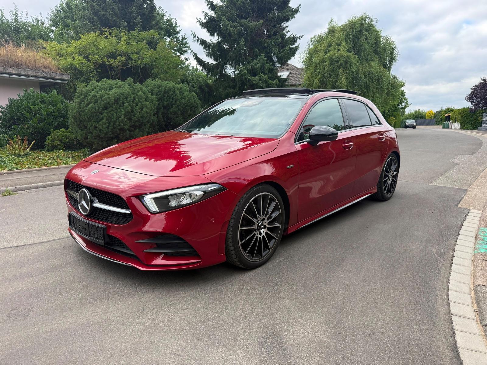 Mercedes-Benz A 200 AMG Edition 2020 Automatik Pano