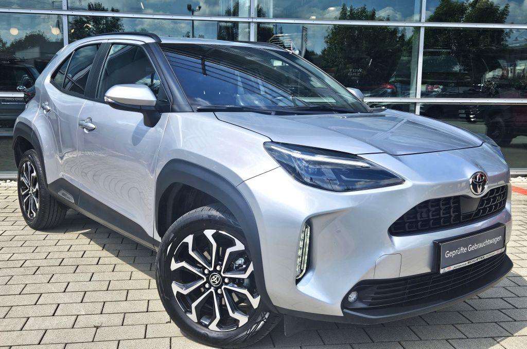 Toyota Yaris Cross Hybrid 130 1.5 VVT-i Team Deutschlan