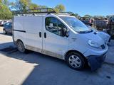 Renault TRAFIC II (2) 2.0DCI 115 EXTRA