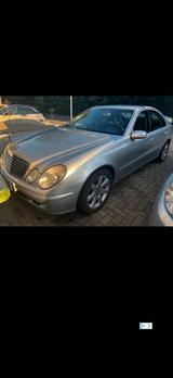 Mercedes-Benz Mercedes Benz E220 CDI Classic Automatik - gebrauchte Mercedes-Benz E 220 aus dem Jahr 2002