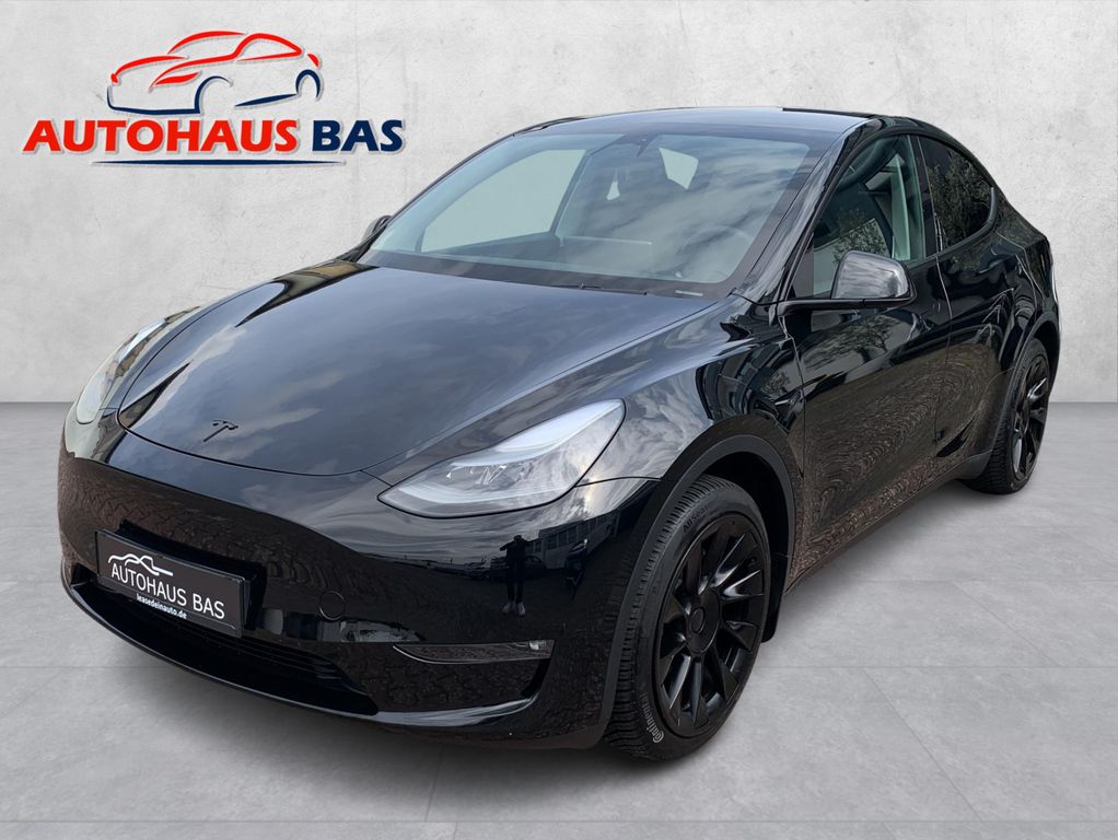 Image of Tesla Model Y