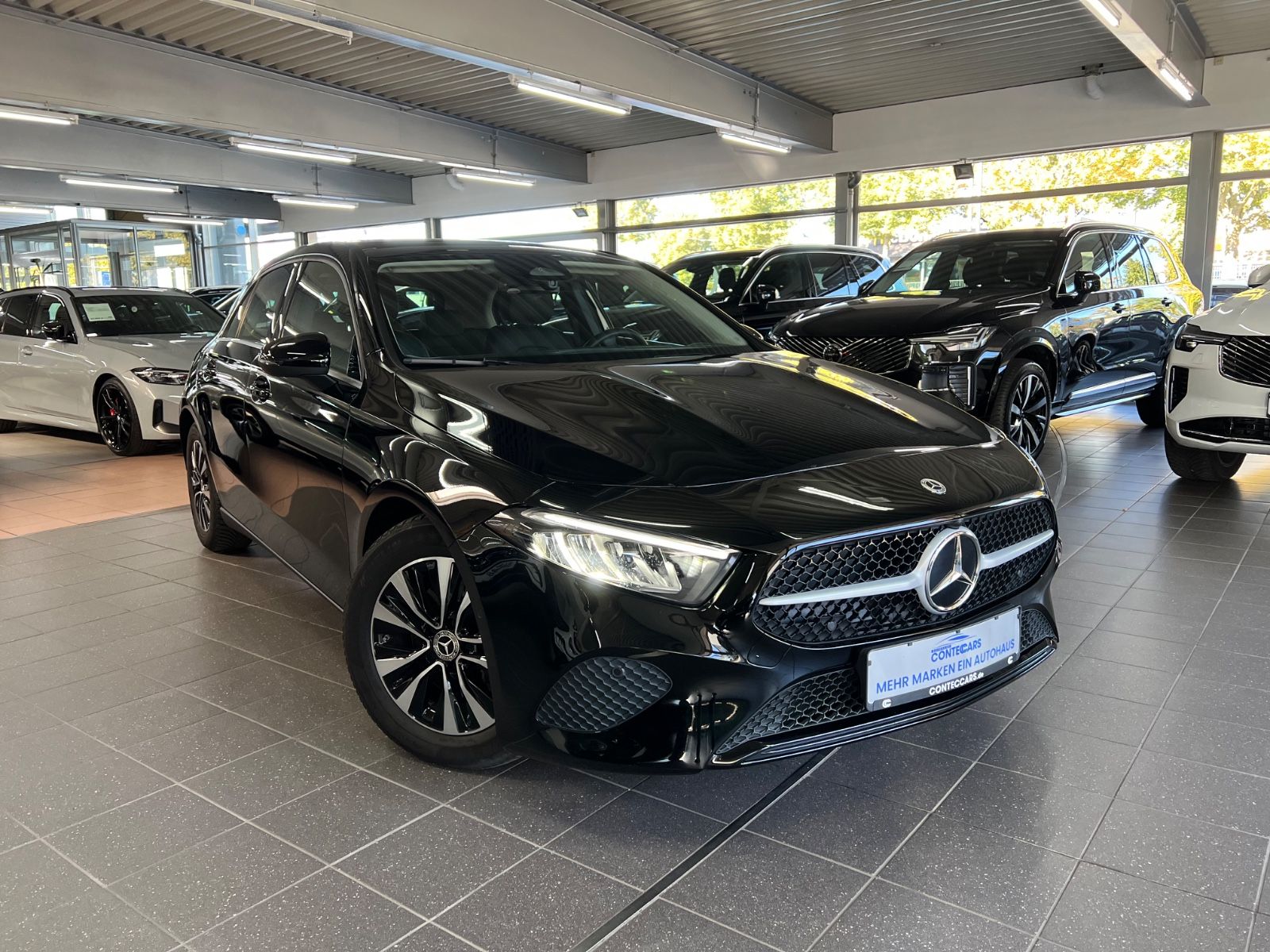Mercedes-Benz A 180 d Lim. Adcanced-Direktlenkung-Navigation