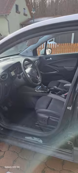 Opel Crossland (X) 1.2 DI Turbo 96kW INNOVATION S... - schwarze Opel Crossland (X)