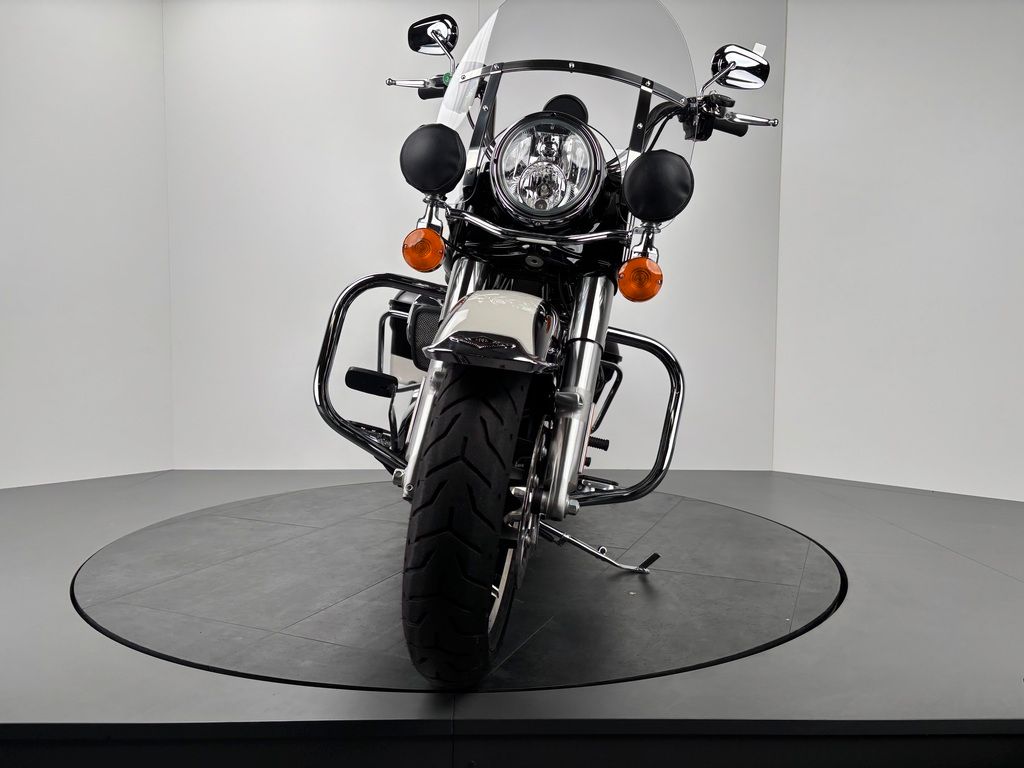 Fahrzeugabbildung Harley-Davidson ROAD KING POLICE *NEUWERTIG *5HD1