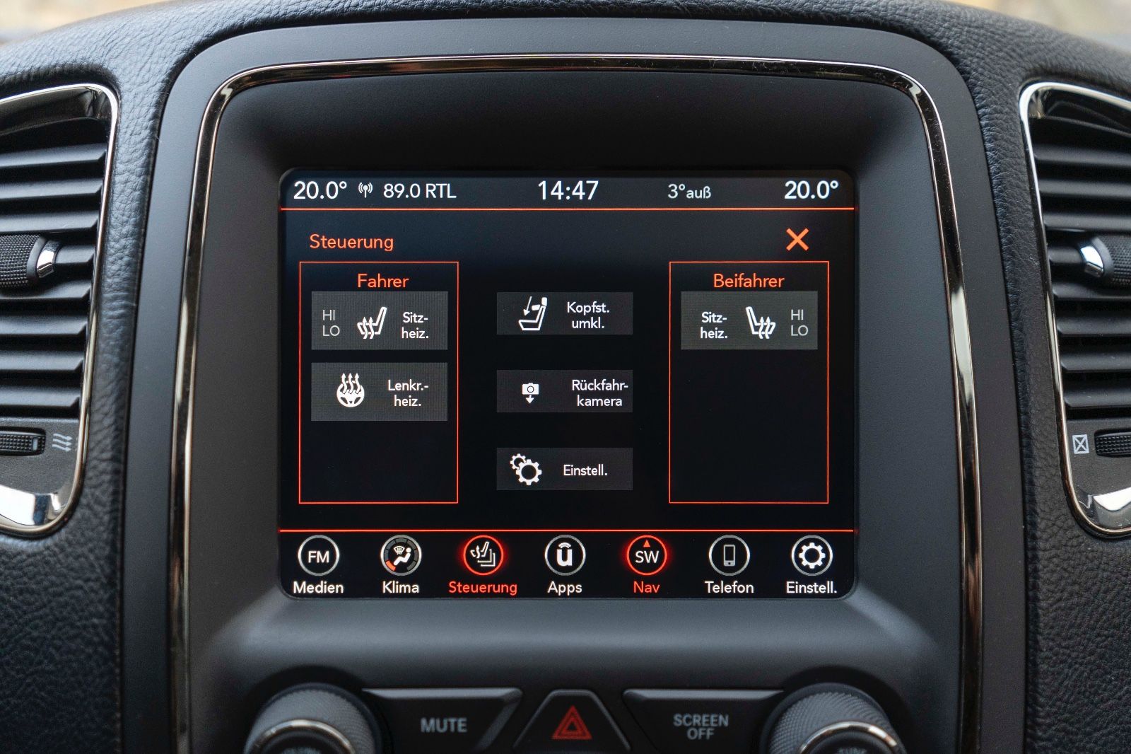 Fahrzeugabbildung Dodge Durango 3,6L GT AWD KAM AHK LPG CARPLAY M+S