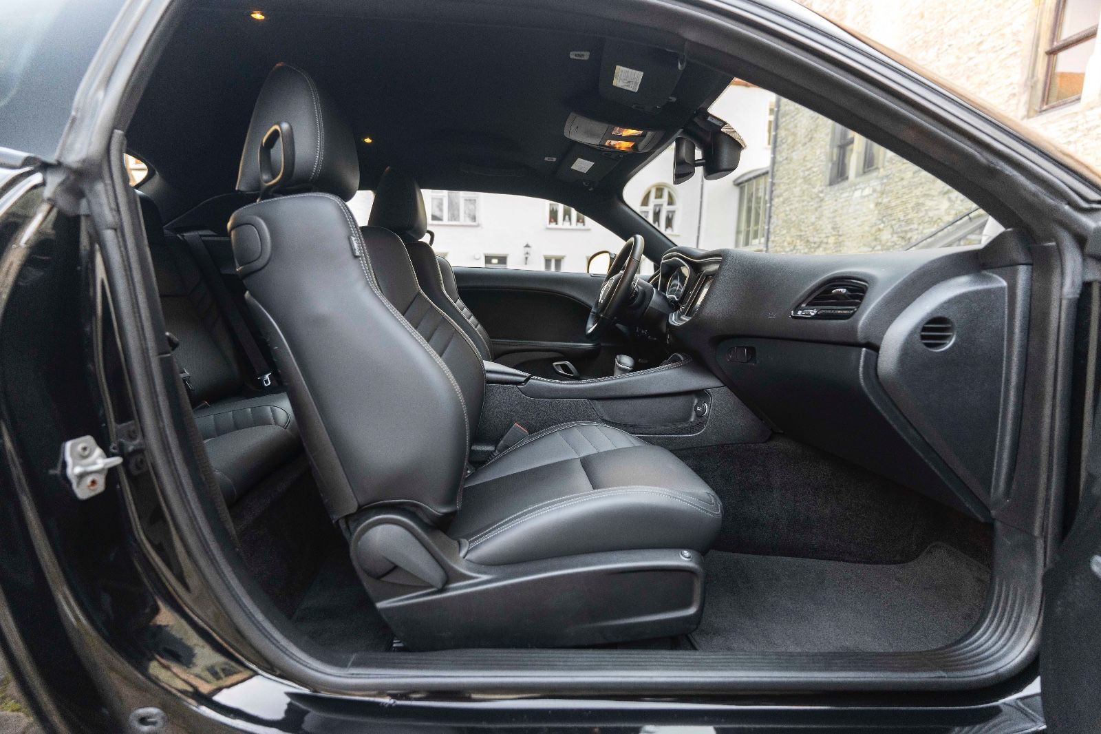 Fahrzeugabbildung Dodge Challenger R/T SCAT 392 KAM CARPLAY SZH BREMBO