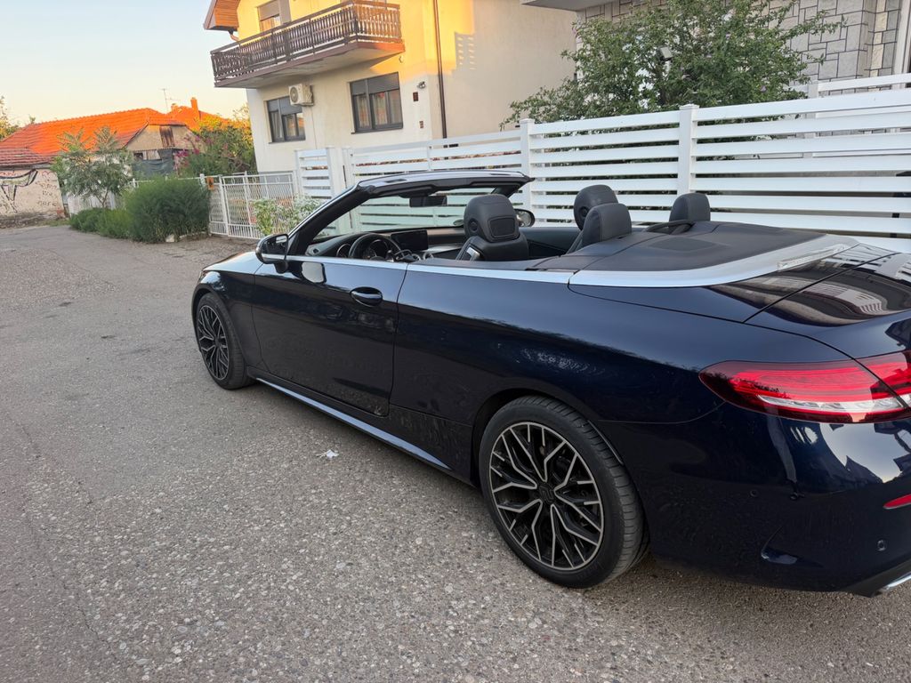 Image of Mercedes-Benz C 220