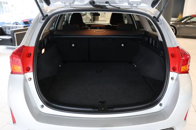 Fahrzeugabbildung Toyota Auris Touring Sports Edition 1.33 Dual-VVT-i
