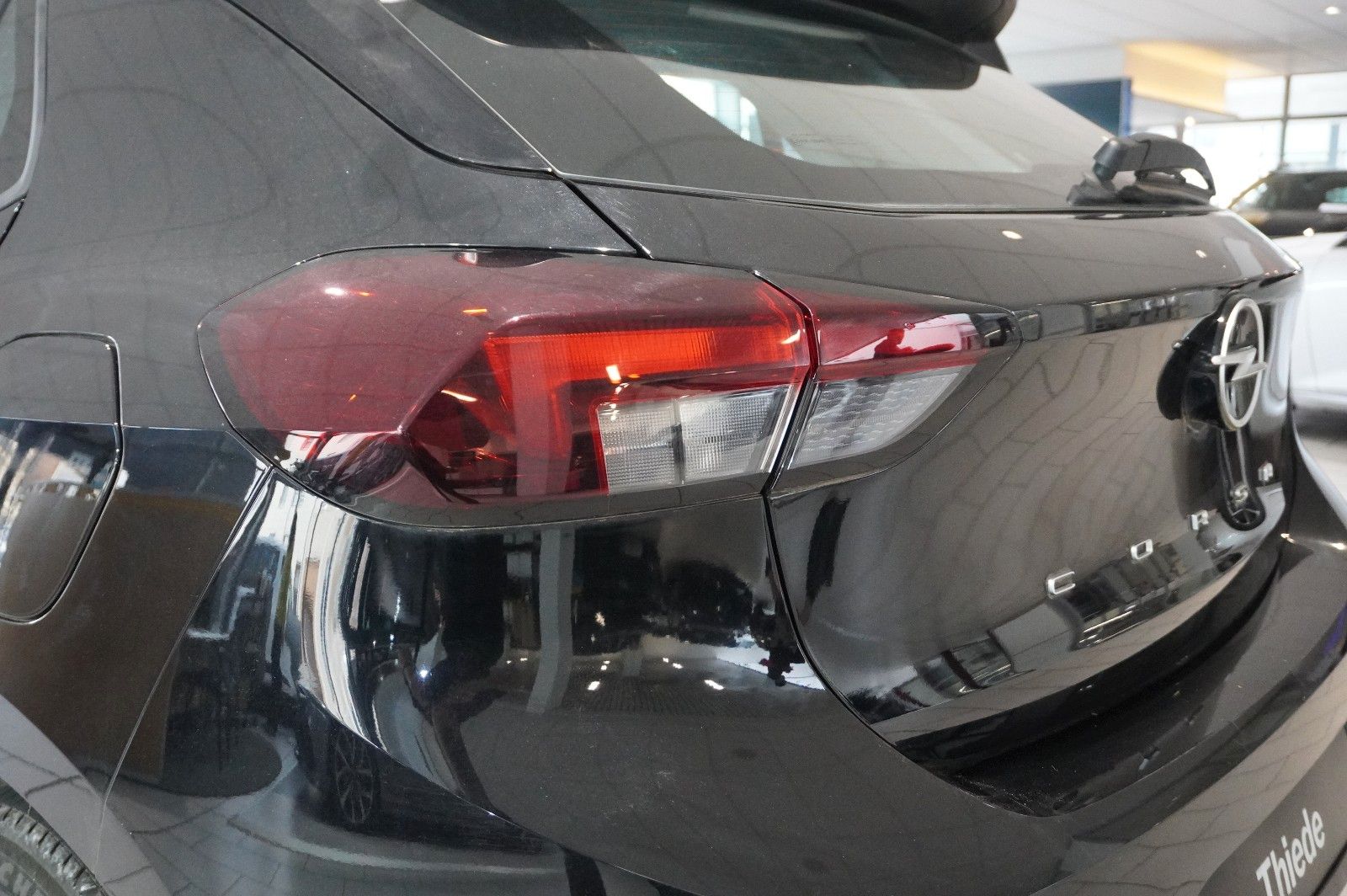 Fahrzeugabbildung Opel Corsa F 1.2 FACELIFT NAVI/LED/KAMERA/VIRTU./DAB+