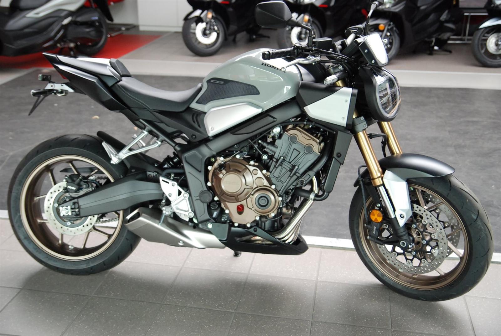 Honda CB650R Mit Zubehör, Top Angebot
