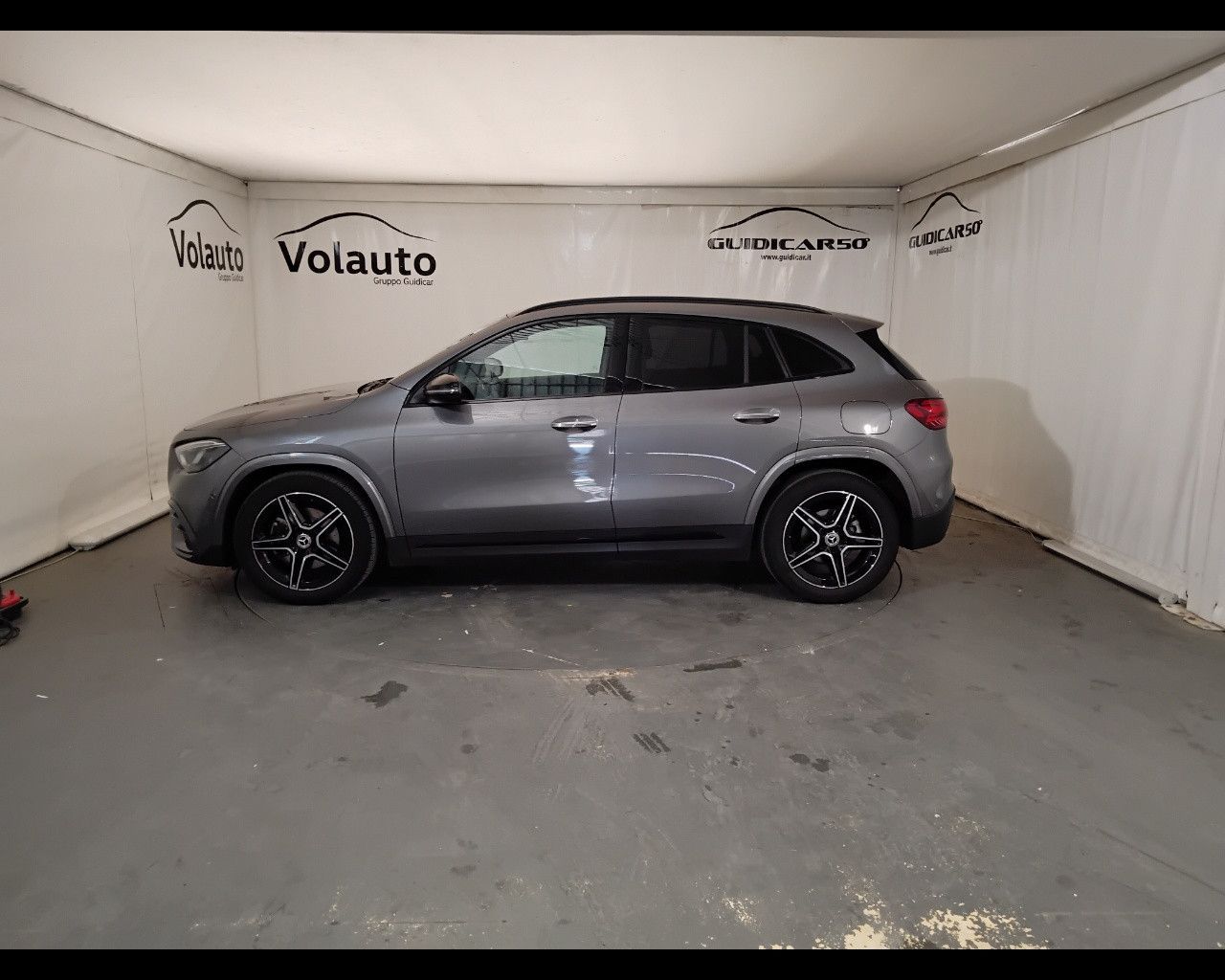 Mercedes-Benz GLA-H247 2023 - GLA 200 d AMG Line imagem 3